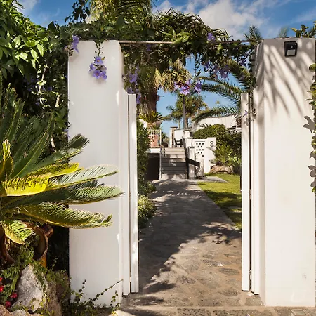 Hotel Grifo Charme &